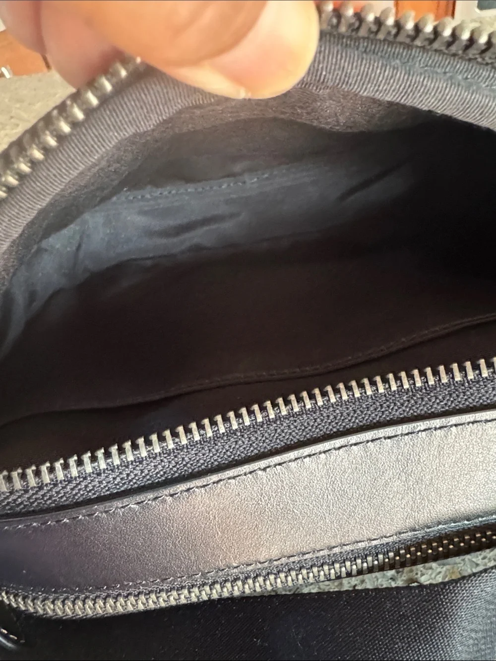 😎Coach C9965 😎Men's Signature Stripe Messenger Bag in Brown and Cream like new😎